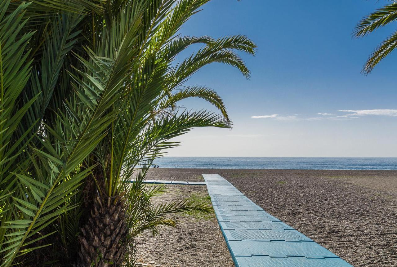 Pensjonat Tropical 2*